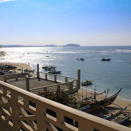 Bay Beach Weligama Bagian luar foto